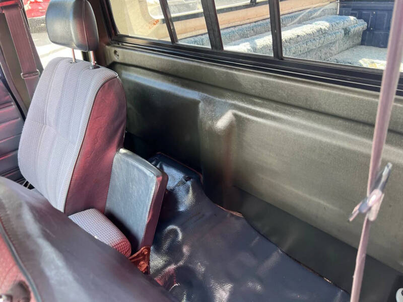 1987 Toyota Pickup Deluxe