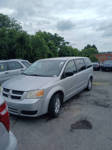 2010 Dodge Grand Caravan for sale at LIBERTY AUTO SALES in Kansas City, MO