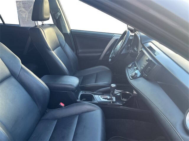 2017 Toyota RAV4 Hybrid Limited