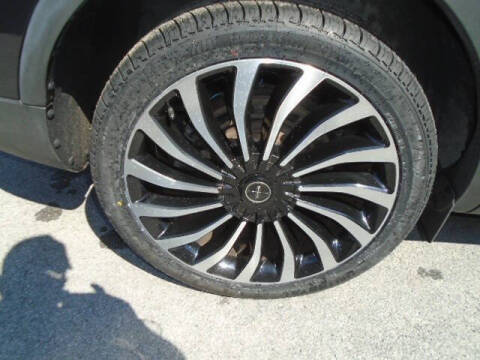 2022 Lincoln Nautilus Black Label