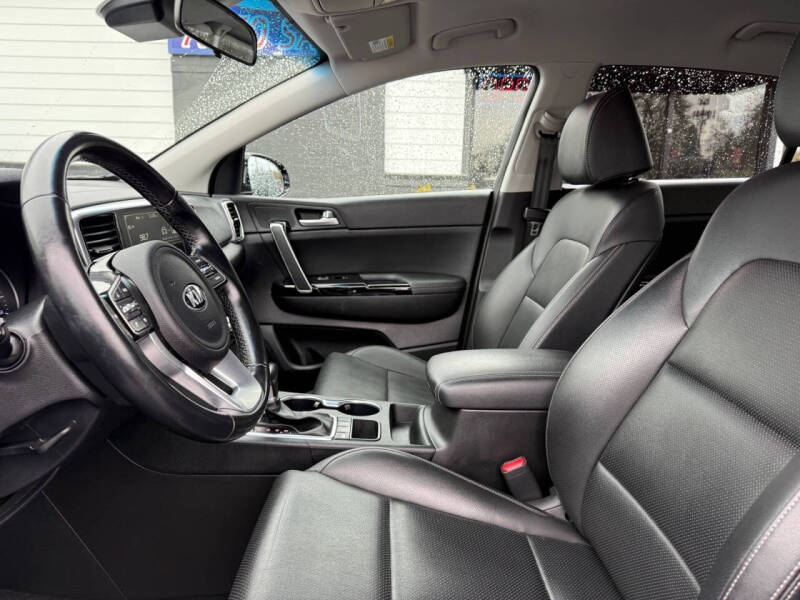 2020 Kia Sportage EX