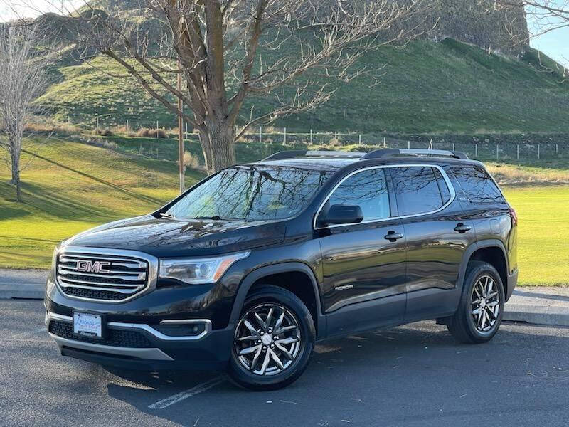 2017 GMC Acadia SLT-1