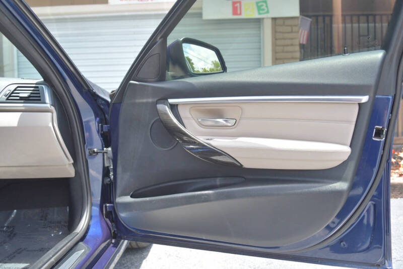 2016 BMW 3 Series 328i