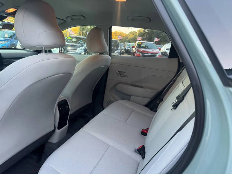 2025 Hyundai Kona SEL