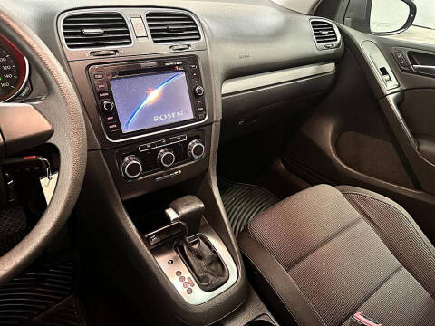 2010 Volkswagen Golf 2.5L PZEV