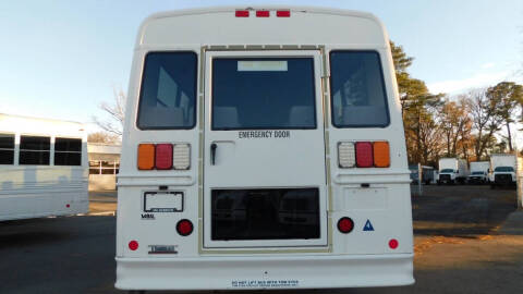 2013 Freightliner B2 Chassis