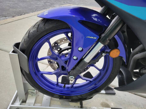 2024 Yamaha YZF-R3