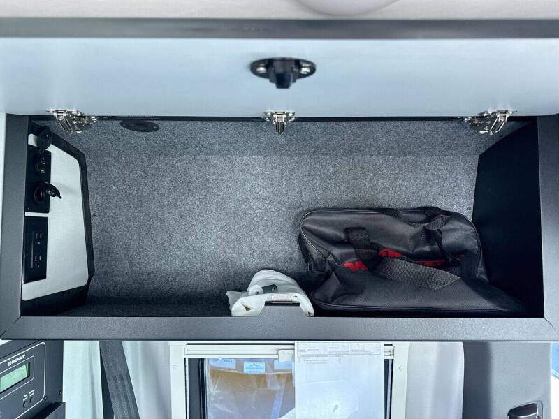 2025 Mercedes-Benz Sprinter