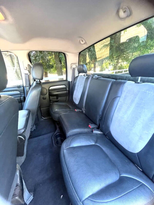 2004 Dodge Ram 2500 ST