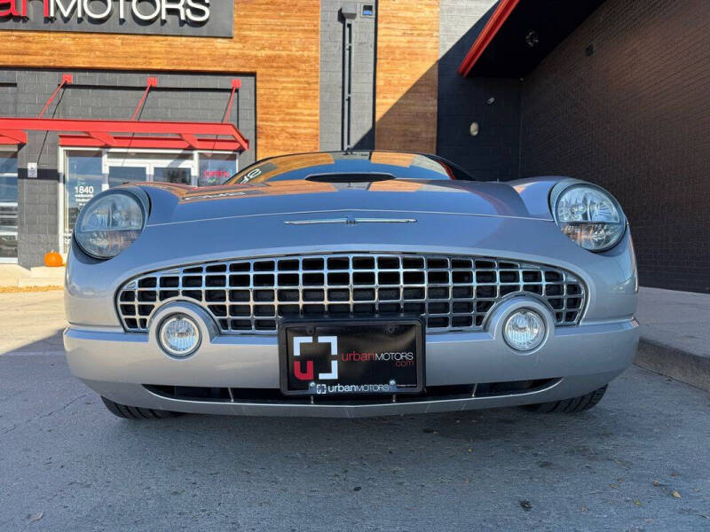 2004 Ford Thunderbird Deluxe