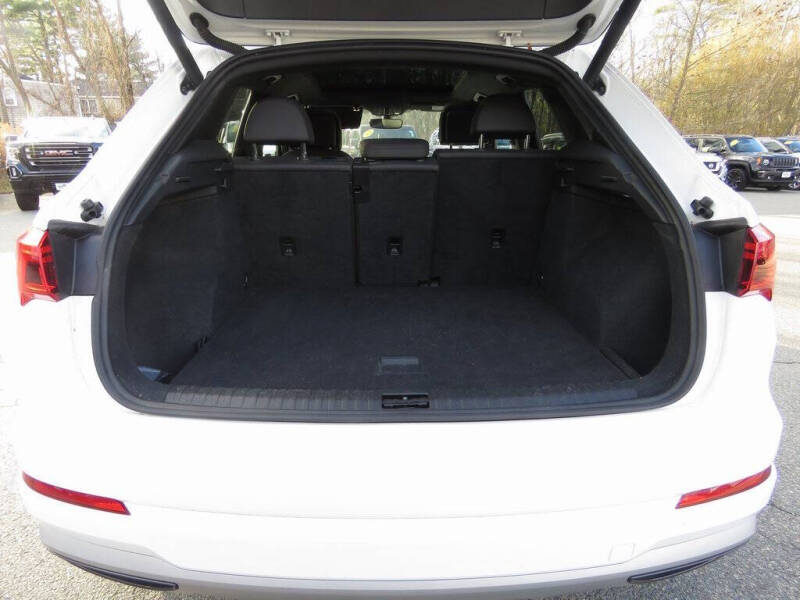 2019 Audi Q3 quattro Premium 45 TFSI