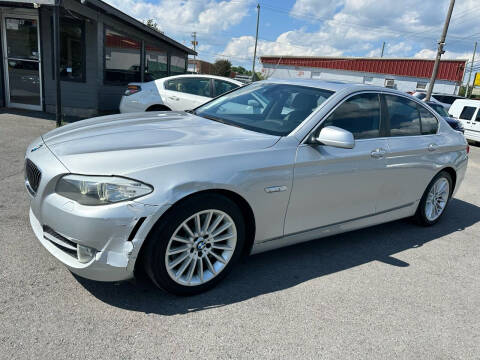 2011 BMW 5 Series for sale at Diana Rico LLC in Dalton GA