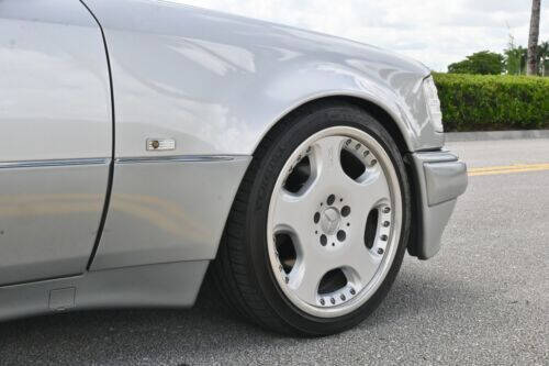 1992 Mercedes-Benz 500-Class