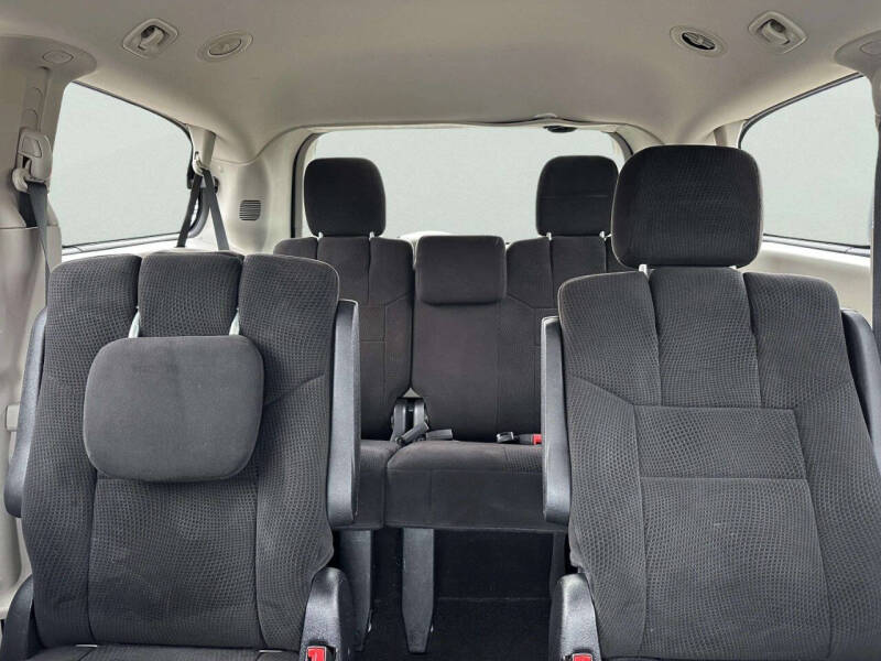 2014 Dodge Grand Caravan American Value Package