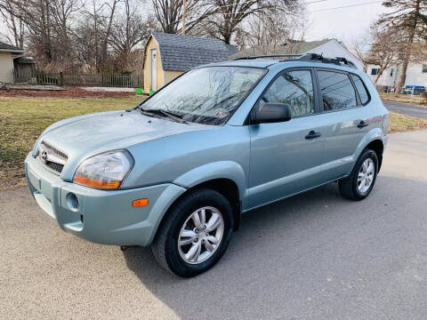 2009 Hyundai Tucson for sale at Via Roma Auto Sales in Columbus OH