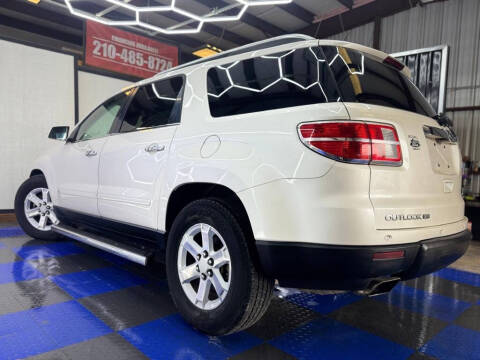 2008 Saturn Outlook XR