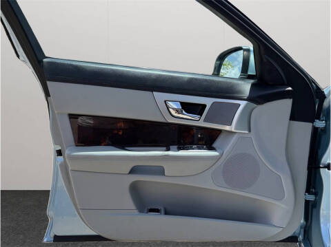 2012 Jaguar XF