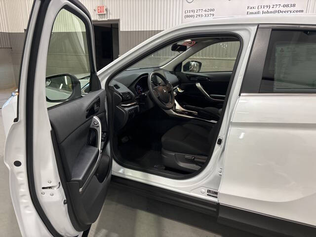 2025 Mitsubishi Eclipse Cross LE