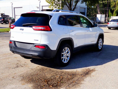 2016 Jeep Cherokee Latitude Altitude