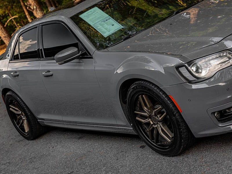 2017 Chrysler 300