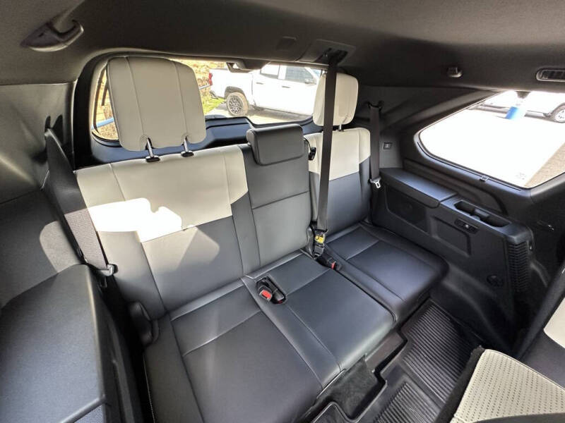 2025 Toyota Sequoia Capstone