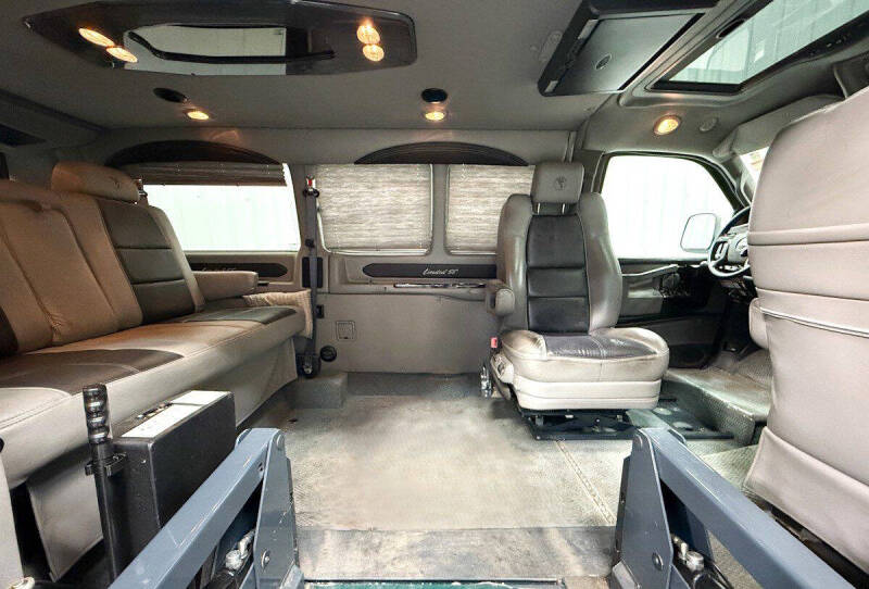 2016 GMC Savana 2500
