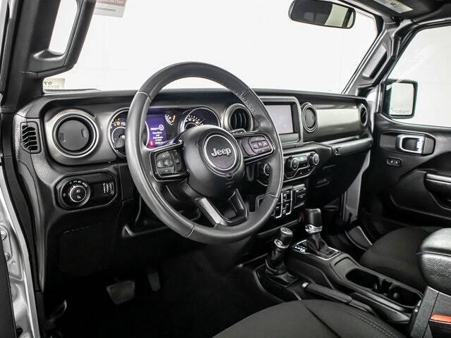 2023 Jeep Gladiator Sport