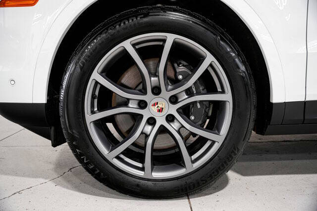 2024 Porsche Cayenne Coupe