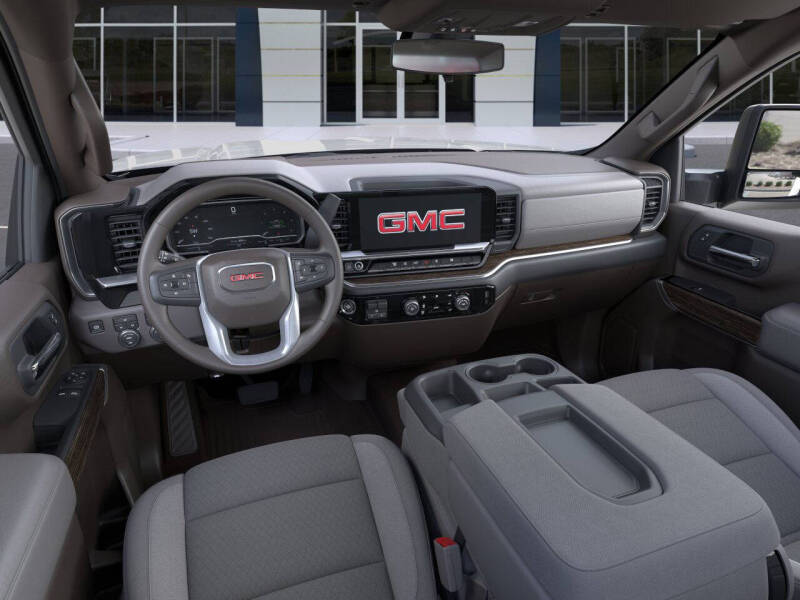 2025 GMC Sierra 2500HD SLE