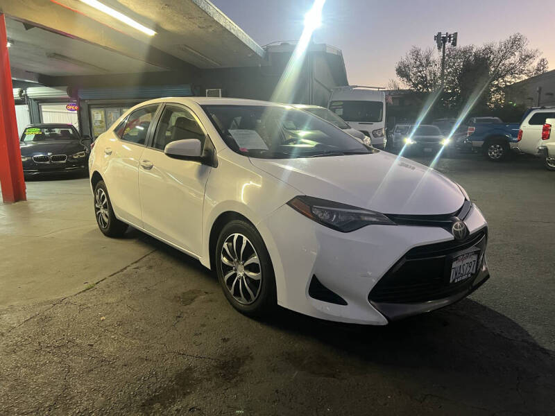 2017 Toyota Corolla LE