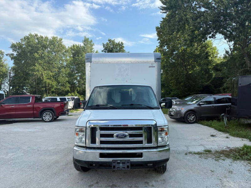 2016 Ford E-Series E-450 SD