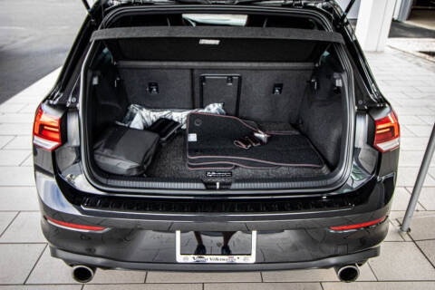 2023 Volkswagen Golf GTI SE