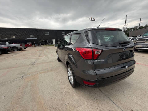 2019 Ford Escape S