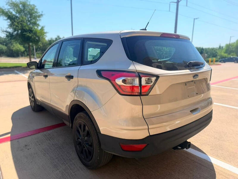 2017 Ford Escape S