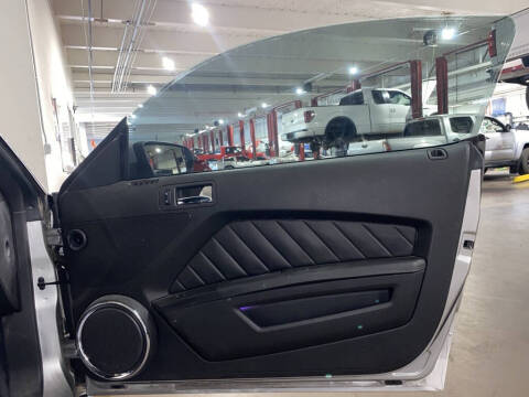 2010 Ford Mustang V6