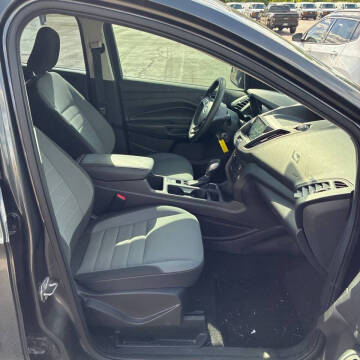 2019 Ford Escape S