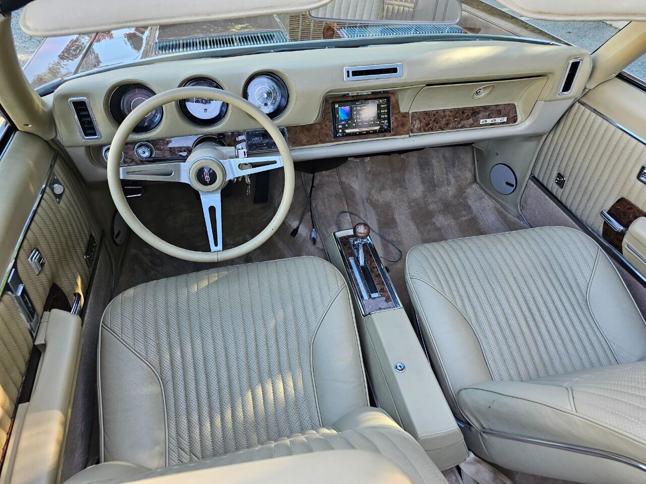 1969 Oldsmobile Cutlass Supreme 40