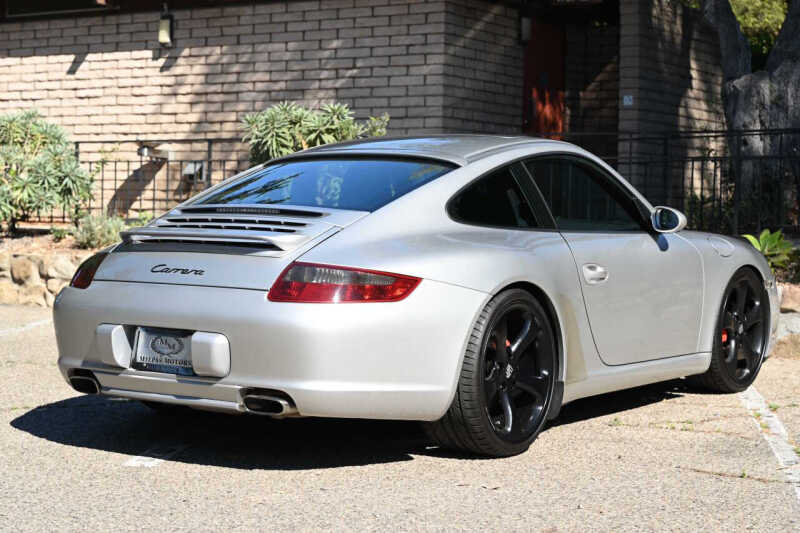2005 Porsche 911