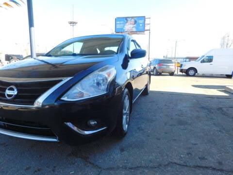 2015 Nissan Versa for sale at INFINITE AUTO LLC in Lakewood CO