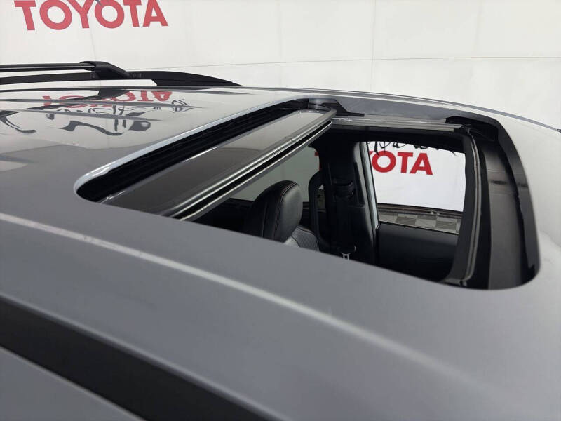 2026 Toyota Sienna XSE 7-Passenger