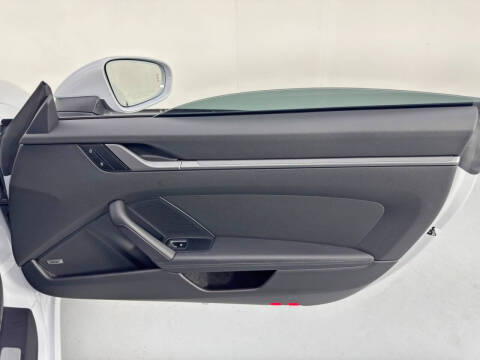 2025 Porsche 911 Carrera