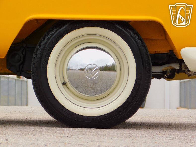 1975 Volkswagen Type 2