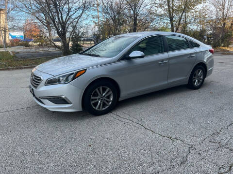 2015 Hyundai Sonata for sale at TOP YIN MOTORS in Mount Prospect IL