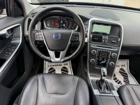 2016 Volvo XC60 T5 Platinum