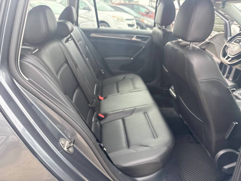 2017 Volkswagen Golf Alltrack