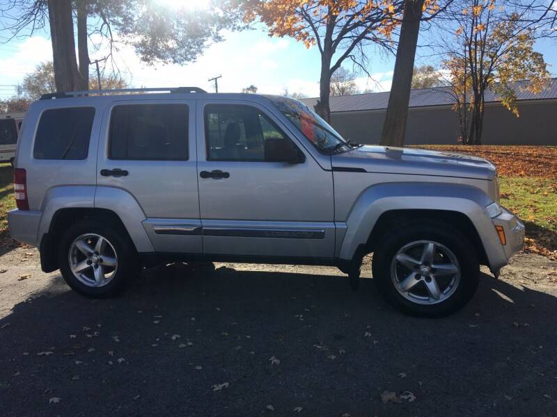 2009 Jeep Liberty for sale at Antique Motors in Plymouth IN