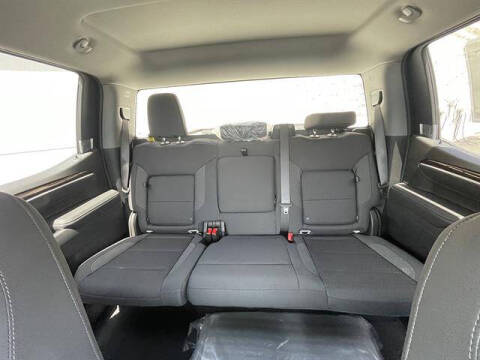 2026 GMC Sierra 1500 Elevation Standard