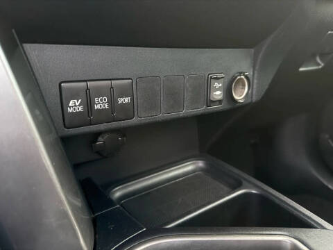 2016 Toyota RAV4 Hybrid XLE