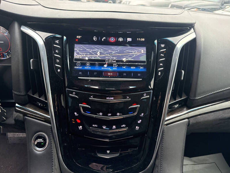 2016 Cadillac Escalade Platinum