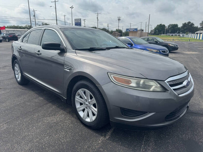 2012 Ford Taurus SE